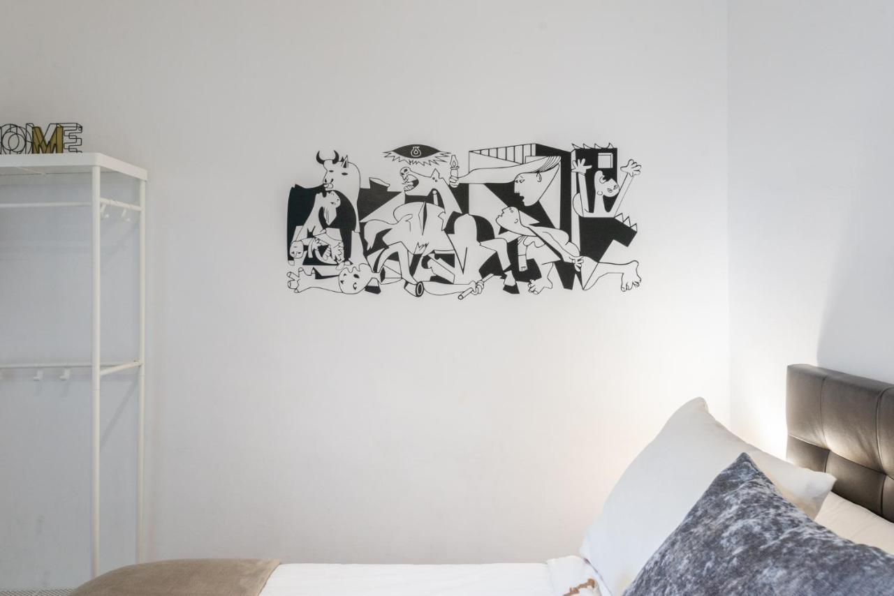 Apartment Vip Letras, By Monaro